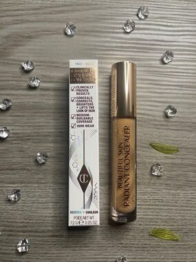 Charlotte Tilbury Beautiful Skin Radiant Concealer - 12 TAN